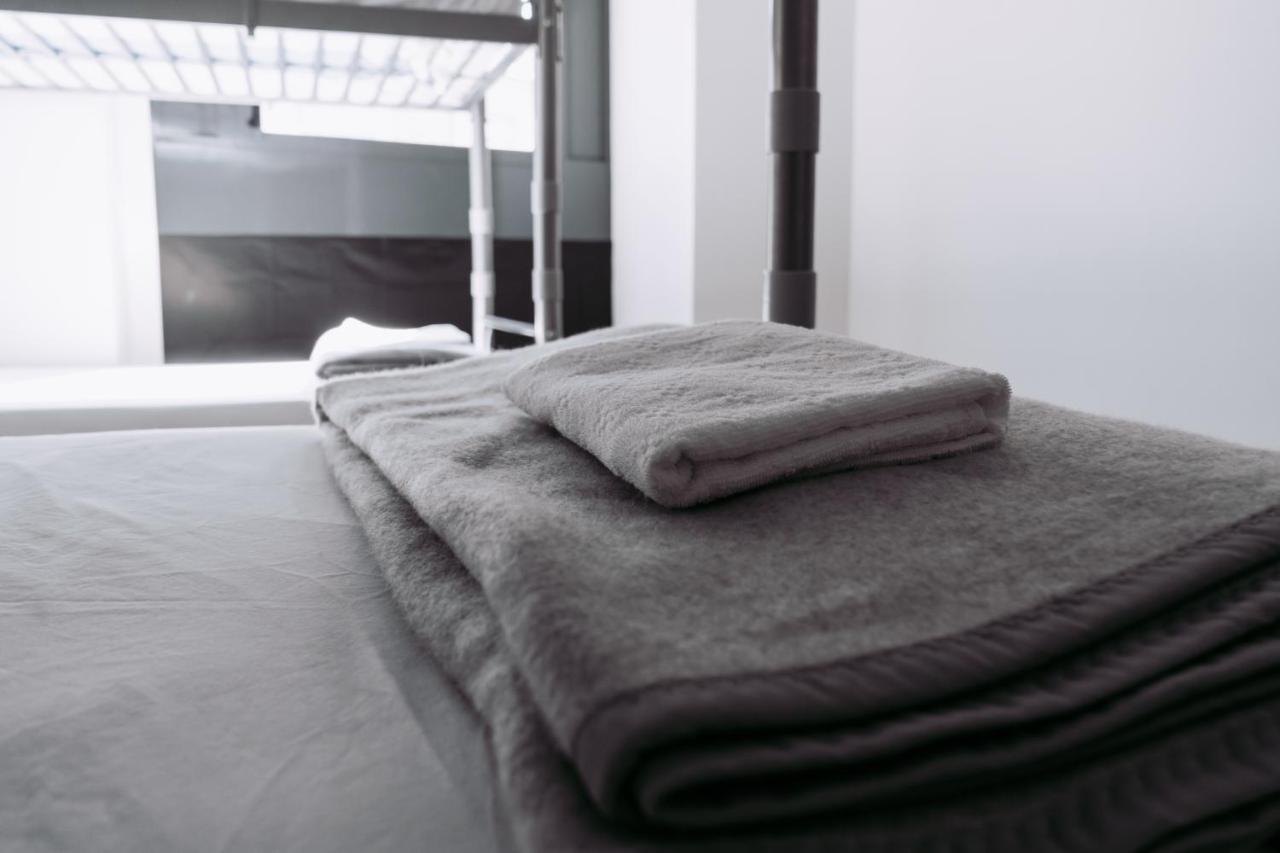 Middle Point Hostel Sardoal Екстериор снимка