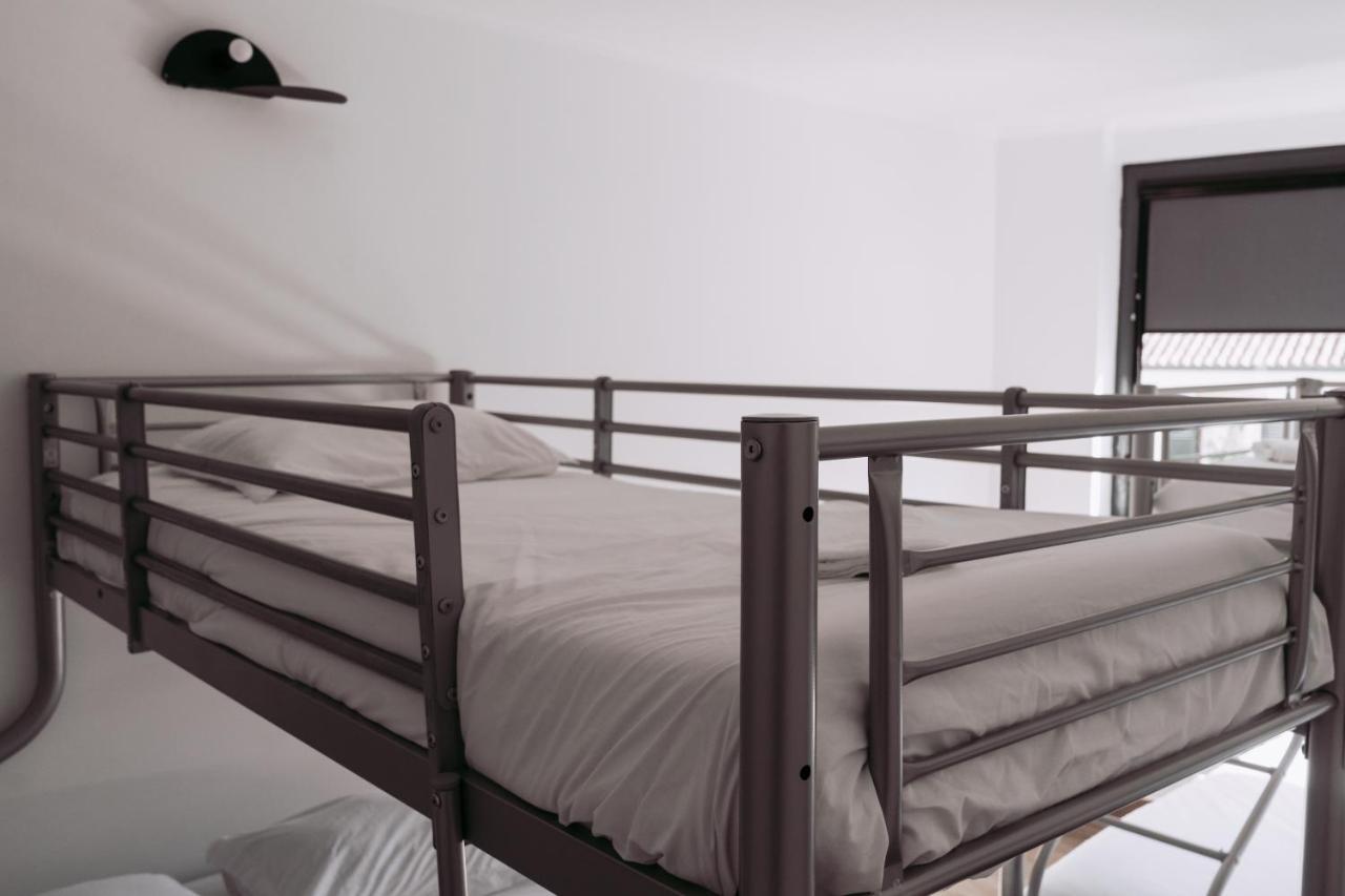 Middle Point Hostel Sardoal Екстериор снимка