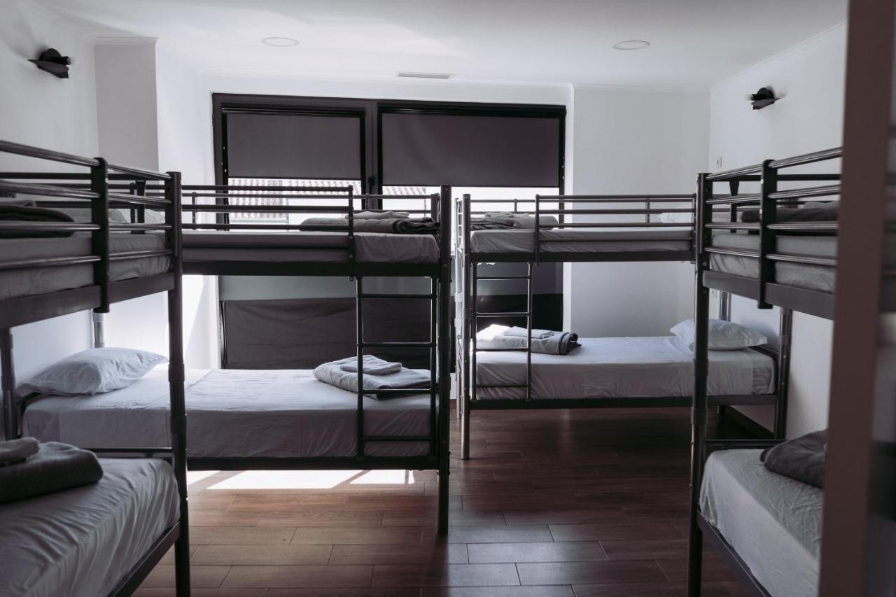 Middle Point Hostel Sardoal Екстериор снимка