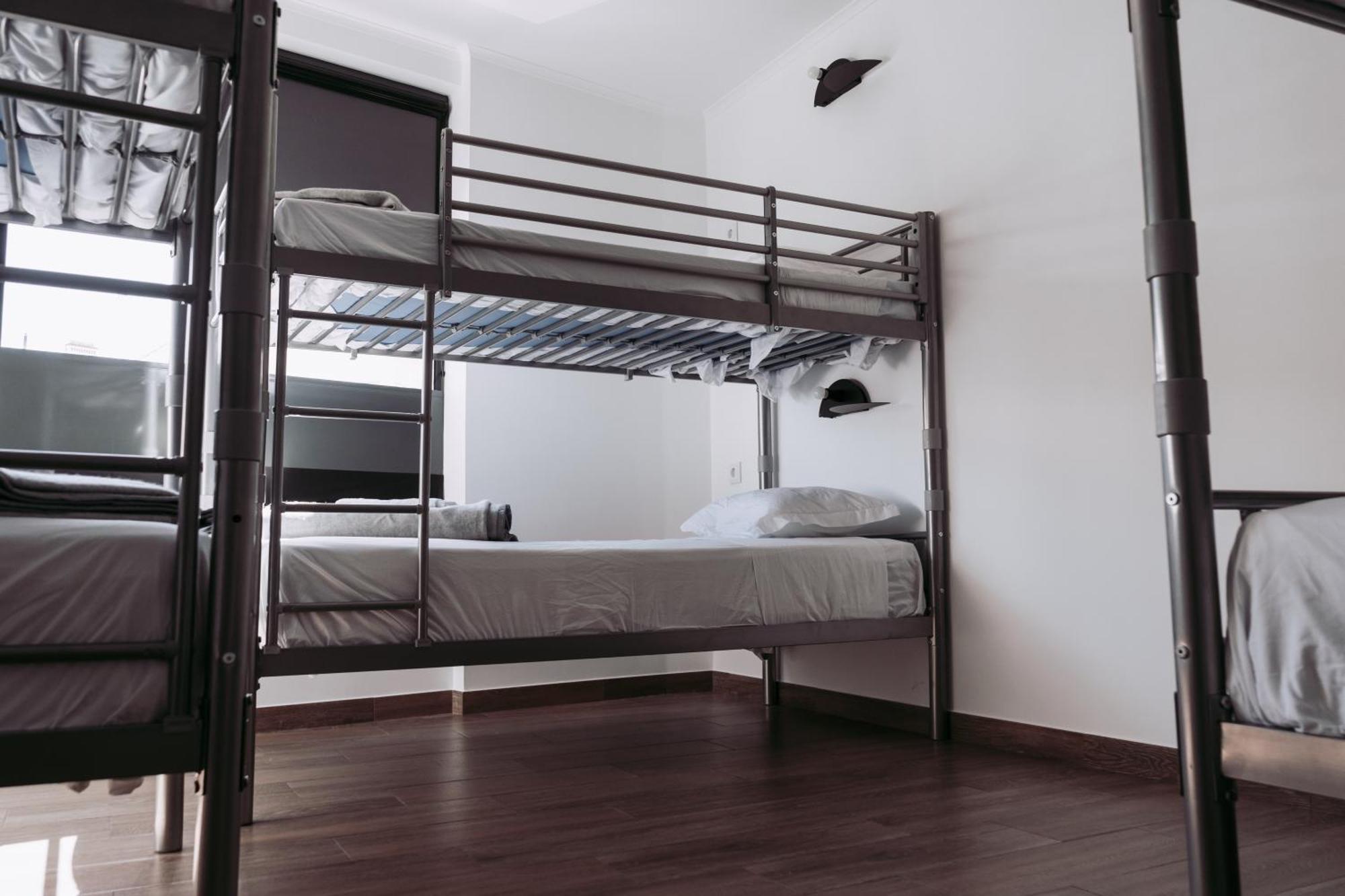 Middle Point Hostel Sardoal Екстериор снимка